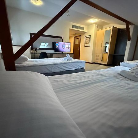 Magiczna Farma Hotel Obiady Maka I Magia Zambrow Exterior photo